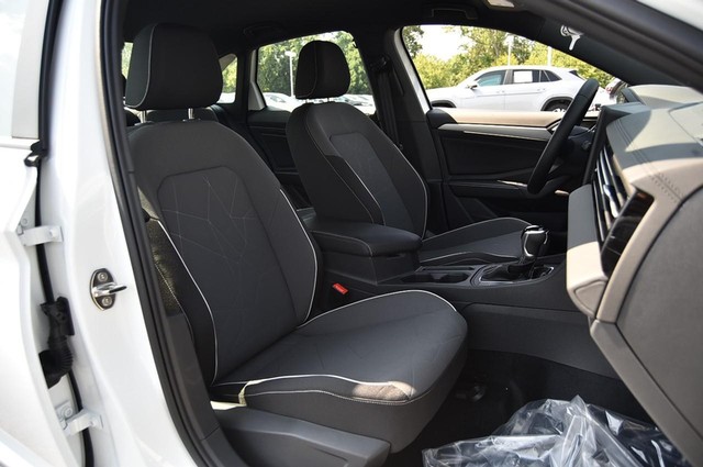 Volkswagen Jetta Vehicle Image 20