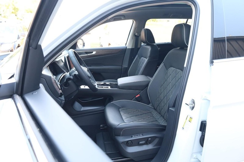 Volkswagen Atlas Vehicle Image 10