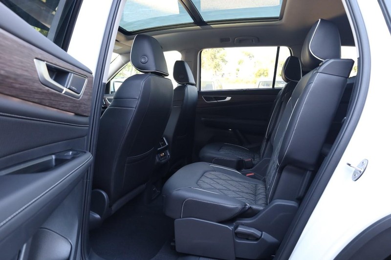 Volkswagen Atlas Vehicle Image 26