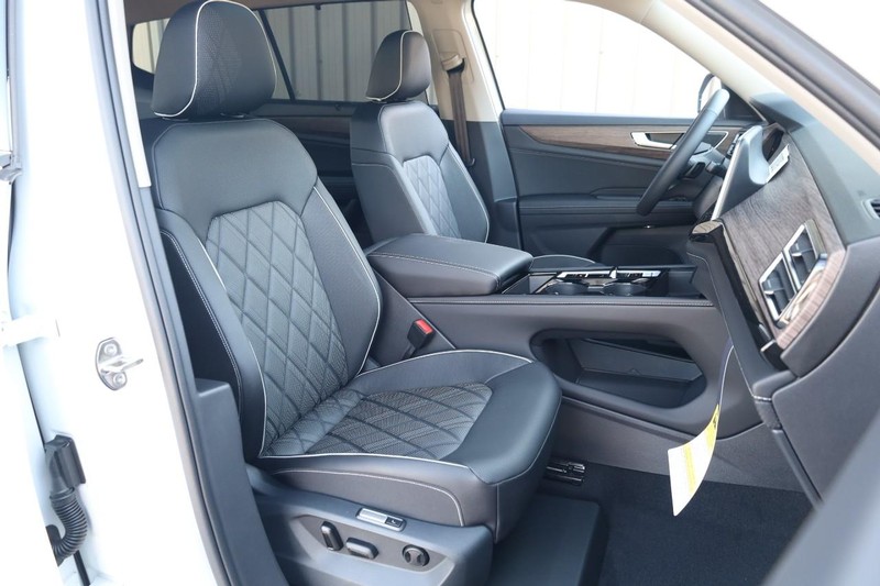 Volkswagen Atlas Vehicle Image 32