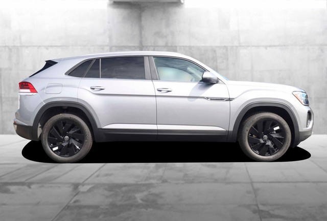 Volkswagen Atlas Cross Sport Vehicle Image 05