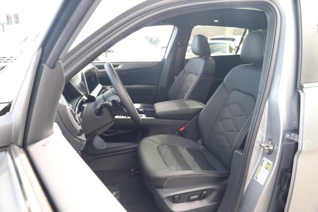 Volkswagen Atlas Cross Sport Vehicle Image 07