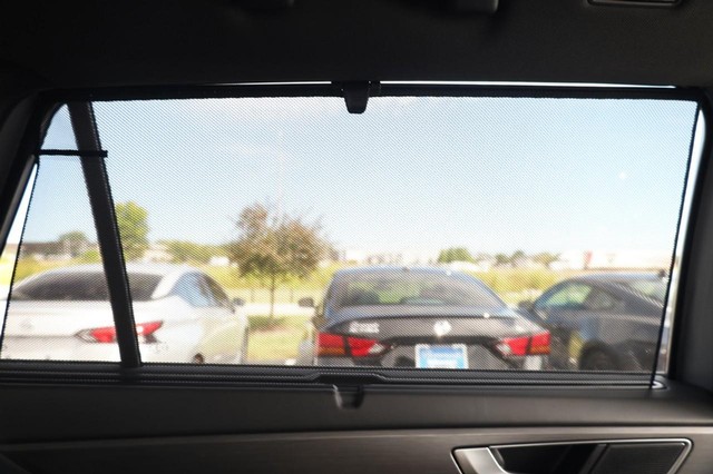 Volkswagen Atlas Cross Sport Vehicle Image 25