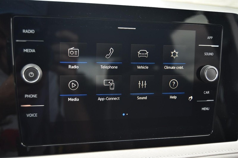 Volkswagen Taos Vehicle Image 13