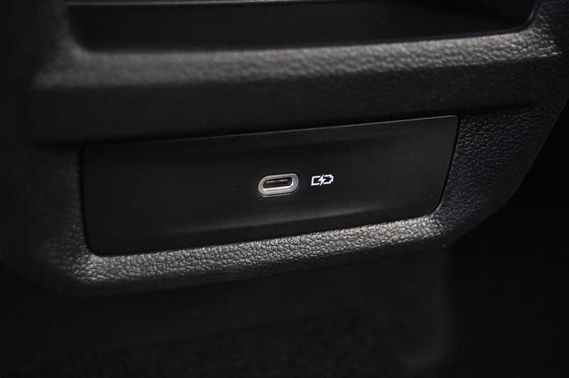 Volkswagen Taos Vehicle Image 23