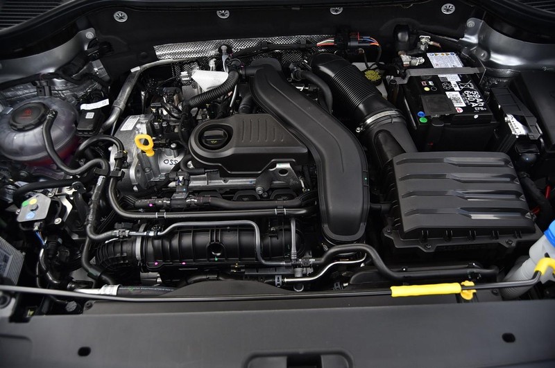 Volkswagen Taos Vehicle Image 25