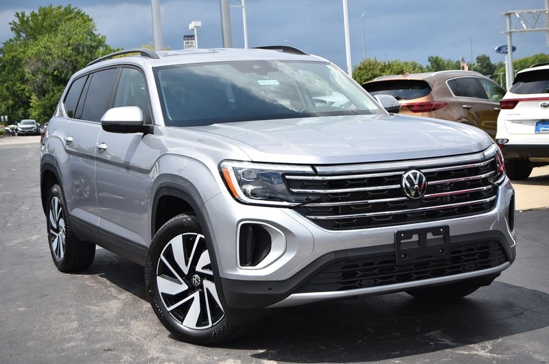Volkswagen Atlas Vehicle Image 02