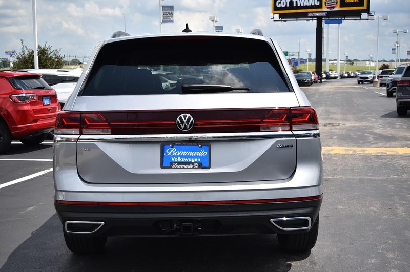 Volkswagen Atlas Vehicle Image 06