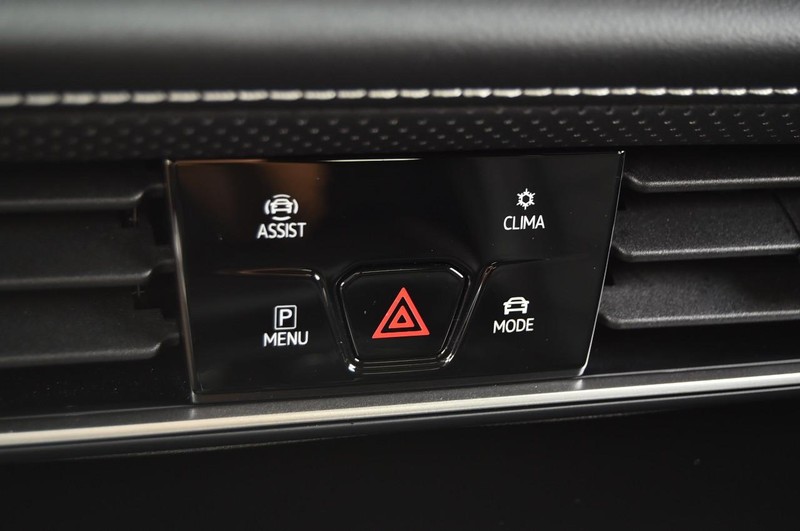 Volkswagen Atlas Vehicle Image 15