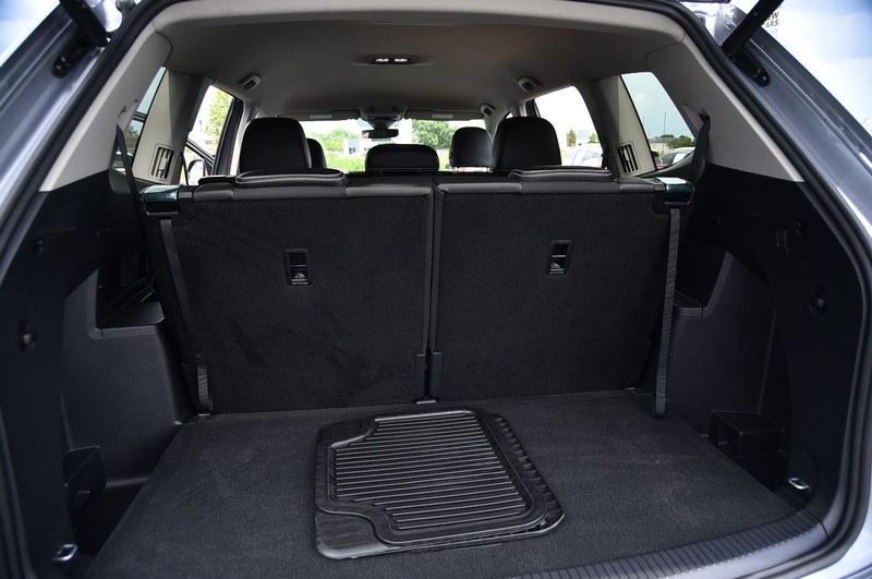 Volkswagen Atlas Vehicle Image 25