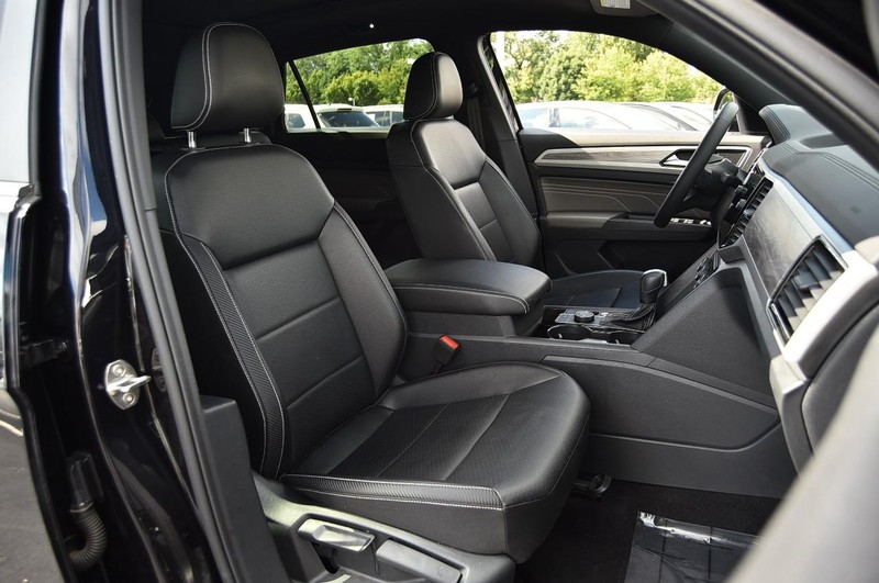 Volkswagen Atlas Cross Sport Vehicle Image 20