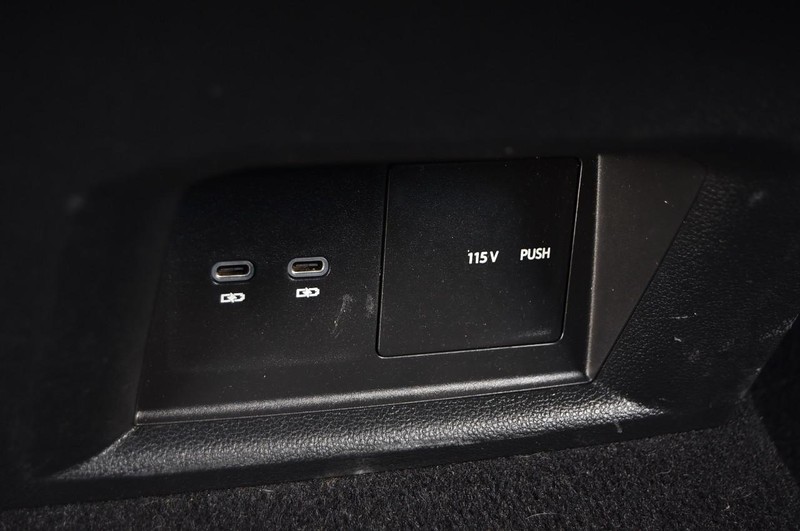 Volkswagen Atlas Cross Sport Vehicle Image 24