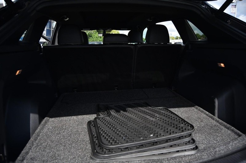 Volkswagen Atlas Cross Sport Vehicle Image 25