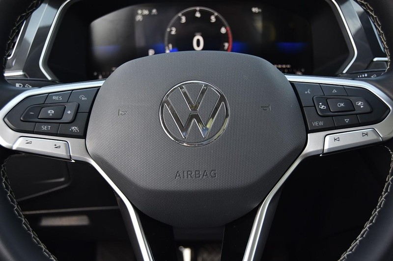 Volkswagen Tiguan Vehicle Image 19
