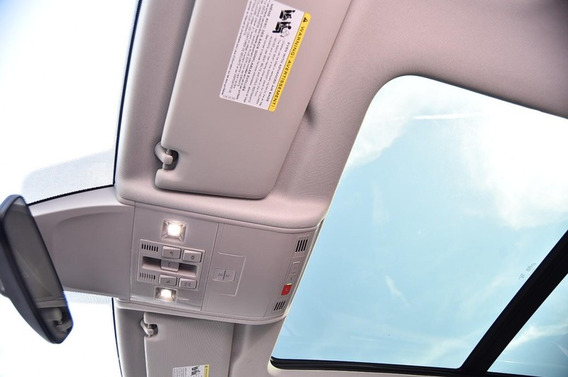 Volkswagen Tiguan Vehicle Image 22