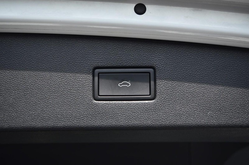 Volkswagen Tiguan Vehicle Image 27