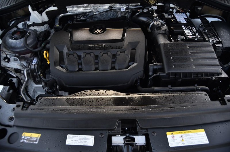 Volkswagen Tiguan Vehicle Image 28