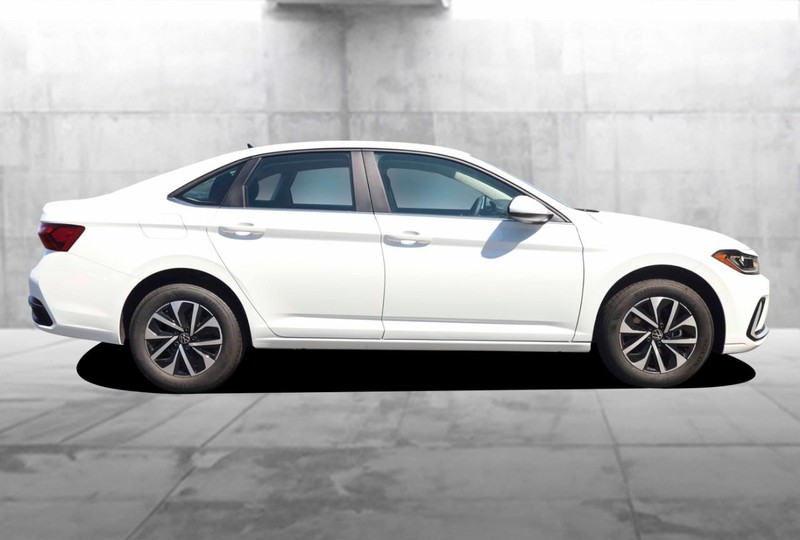 Volkswagen Jetta Vehicle Image 05