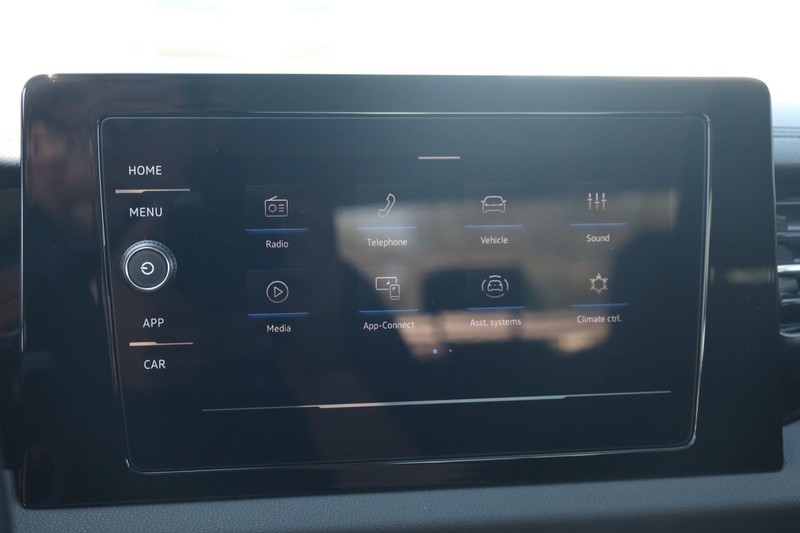 Volkswagen Jetta Vehicle Image 11