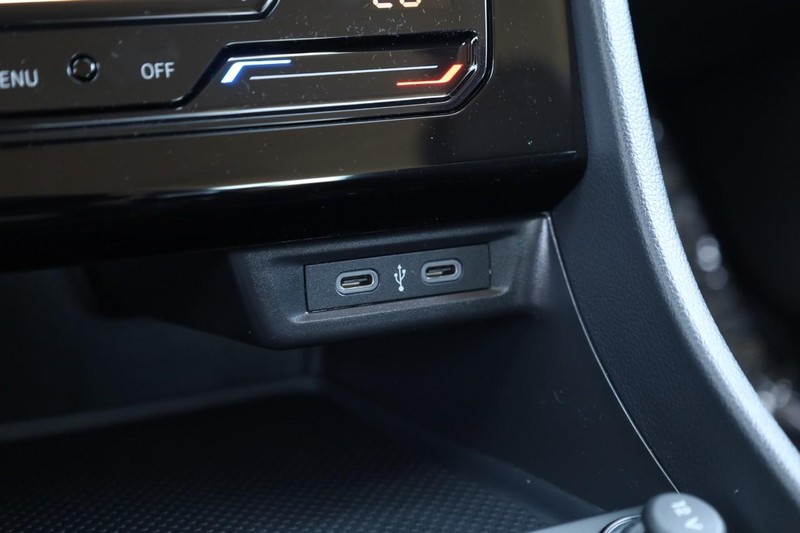 Volkswagen Jetta Vehicle Image 14