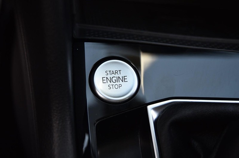 Volkswagen Taos Vehicle Image 17