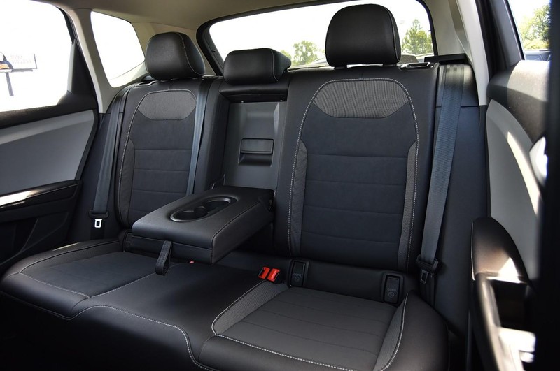 Volkswagen Taos Vehicle Image 22