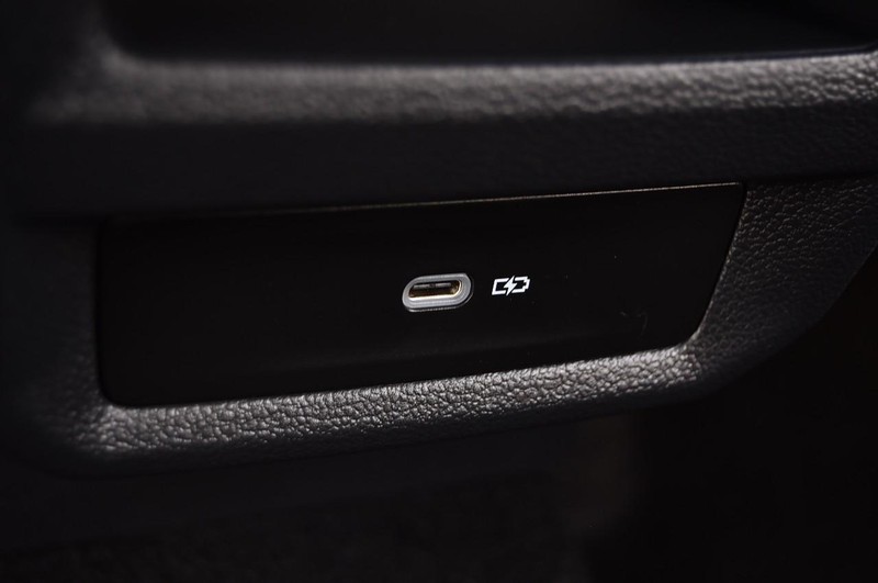 Volkswagen Taos Vehicle Image 24