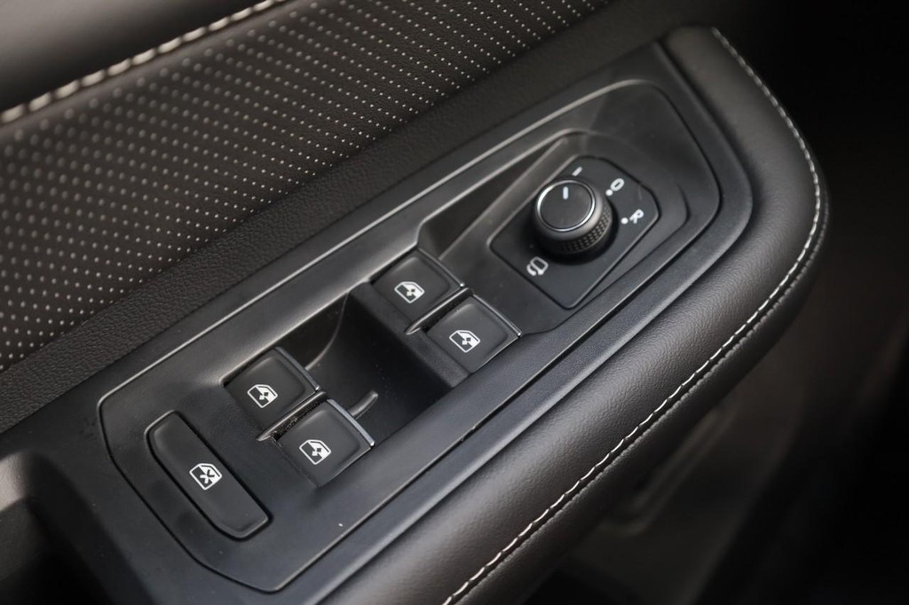 Volkswagen Atlas Vehicle Full-screen Gallery Image 22