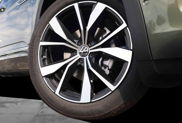 Volkswagen Atlas Vehicle Image 03