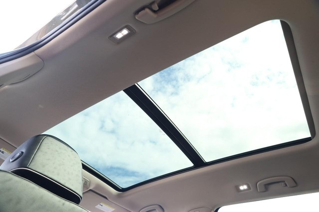 Volkswagen Atlas Vehicle Image 13