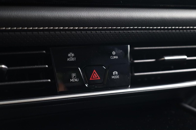 Volkswagen Atlas Vehicle Image 18