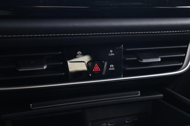 Volkswagen Atlas Vehicle Image 15