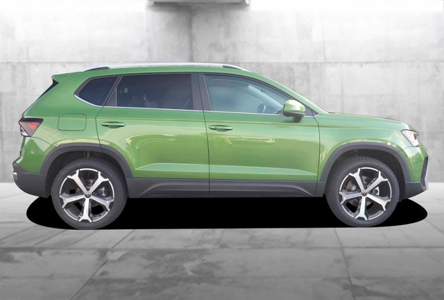 Volkswagen Taos Vehicle Image 05