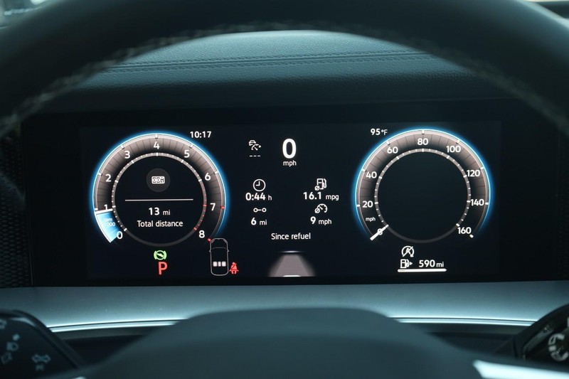 Volkswagen Tiguan Vehicle Image 10