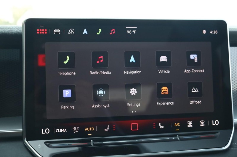 Volkswagen Tiguan Vehicle Image 13