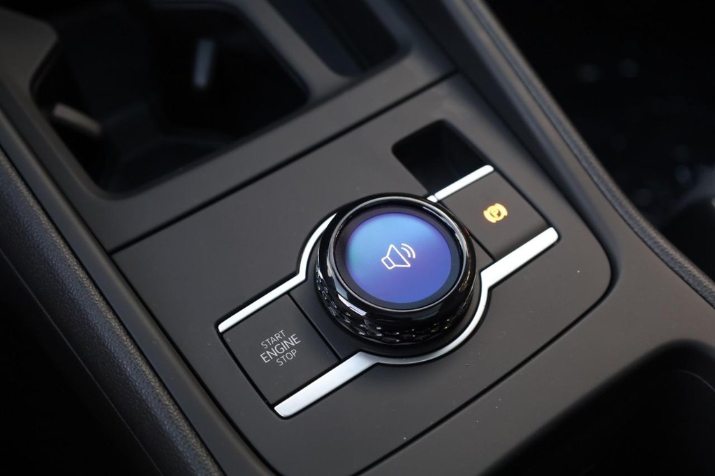 Volkswagen Tiguan Vehicle Full-screen Gallery Image 16