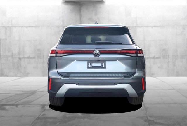 Volkswagen Tiguan Vehicle Image 06