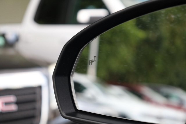 Volkswagen Taos Vehicle Image 19