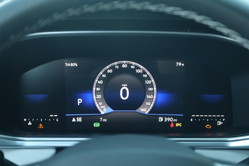 Volkswagen Taos Vehicle Image 10