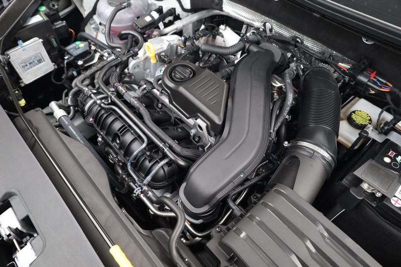 Volkswagen Taos Vehicle Image 25
