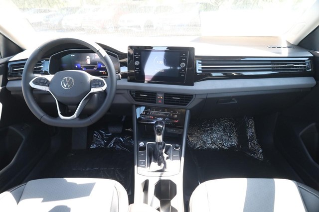 Volkswagen Jetta Vehicle Image 22