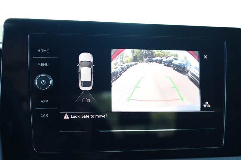 Volkswagen Jetta Vehicle Image 12