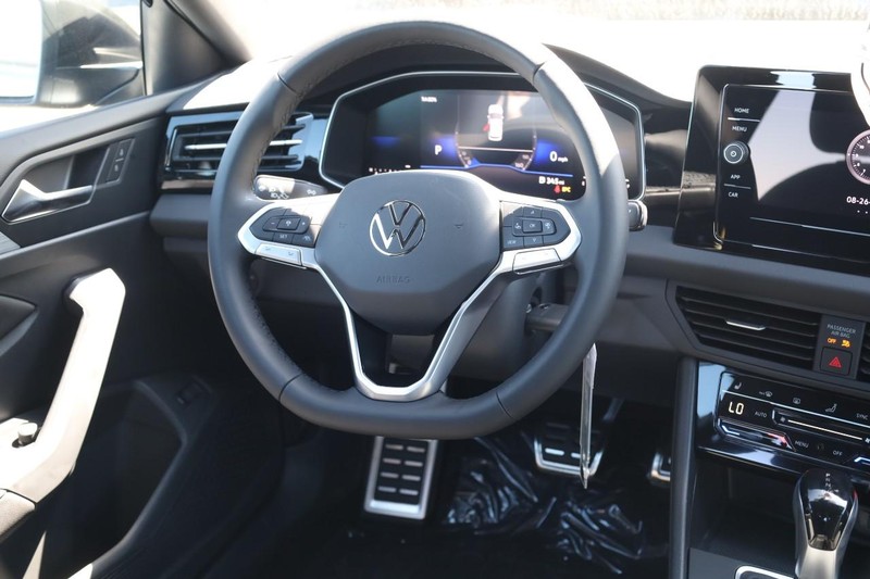 Volkswagen Jetta Vehicle Image 22