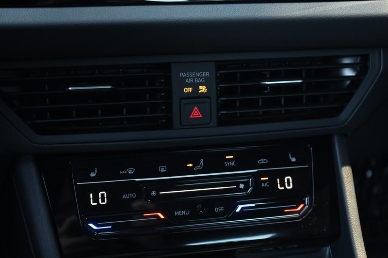 Volkswagen Jetta Vehicle Image 13