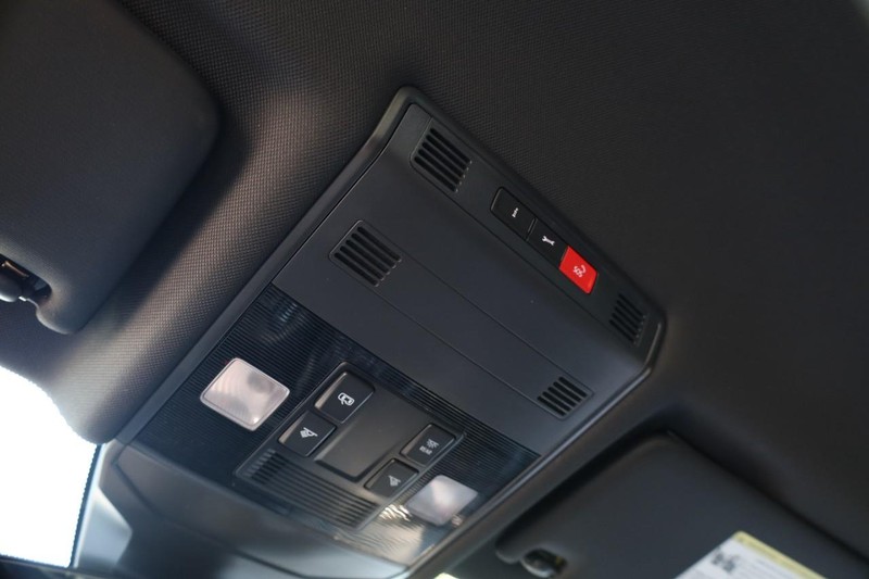 Volkswagen Jetta Vehicle Image 16