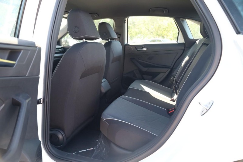 Volkswagen Jetta Vehicle Image 20