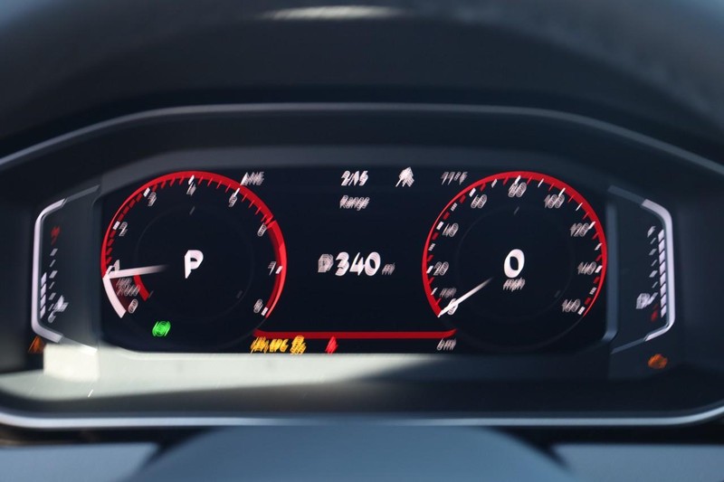 Volkswagen Jetta Vehicle Image 12