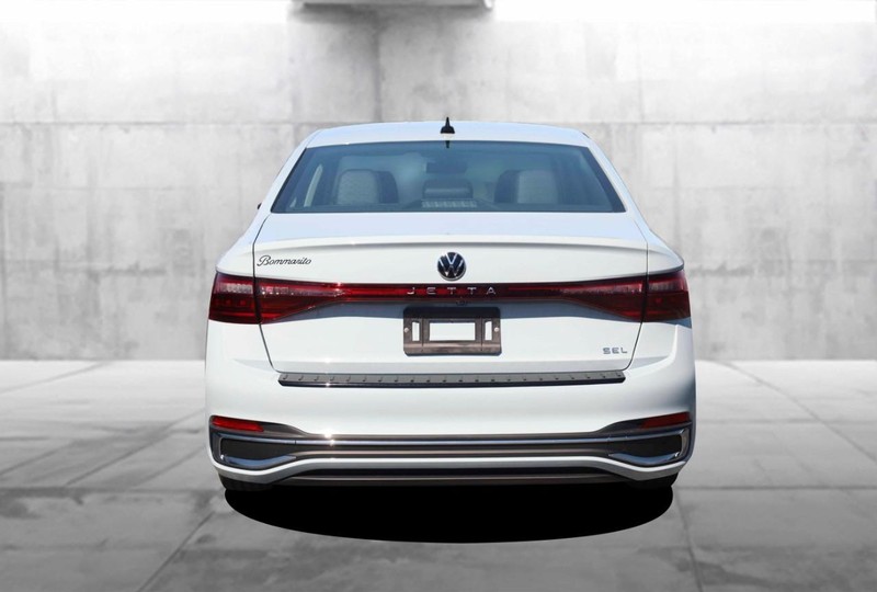 Volkswagen Jetta Vehicle Image 06