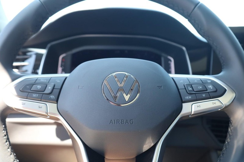 Volkswagen Jetta Vehicle Image 11