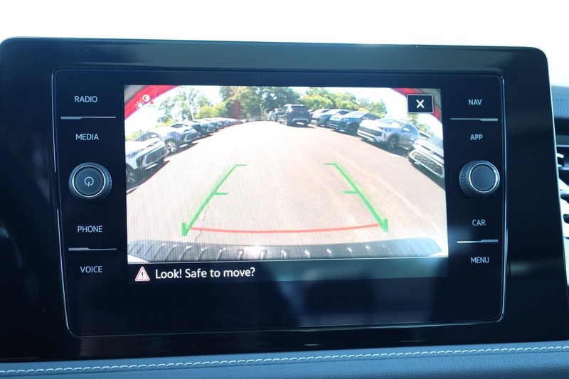 Volkswagen Jetta Vehicle Image 14